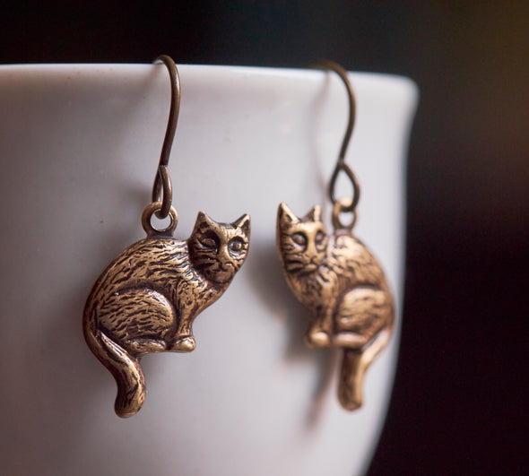 Edward Gorey inspired cat earrings